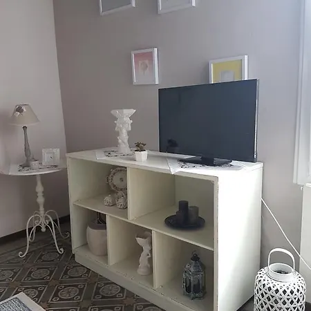 Collarea Apartment